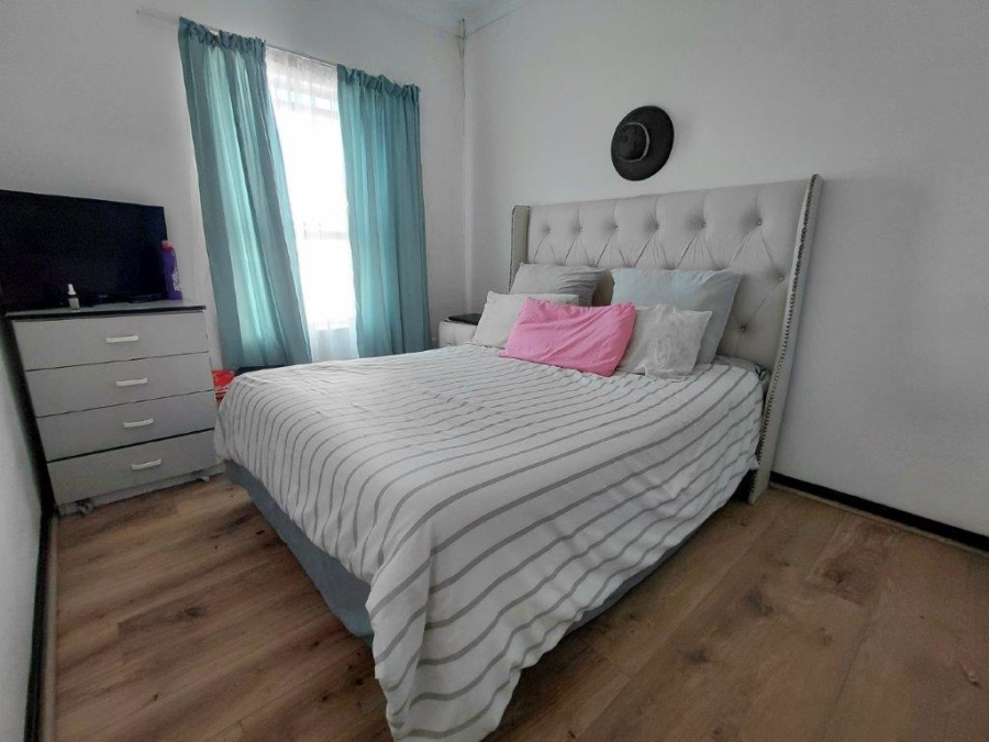 2 Bedroom Property for Sale in Victoria Park Western Cape